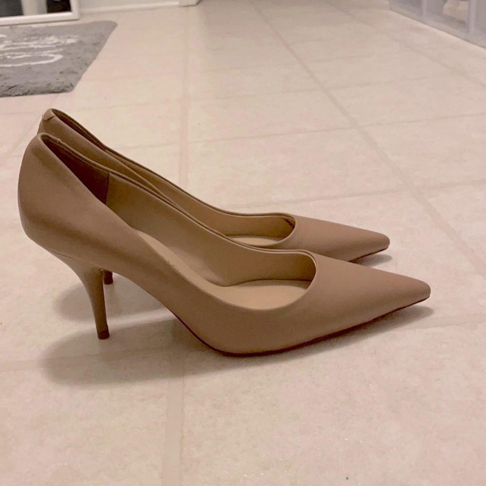 Meiyang Nude 9cm heels, lamb leather